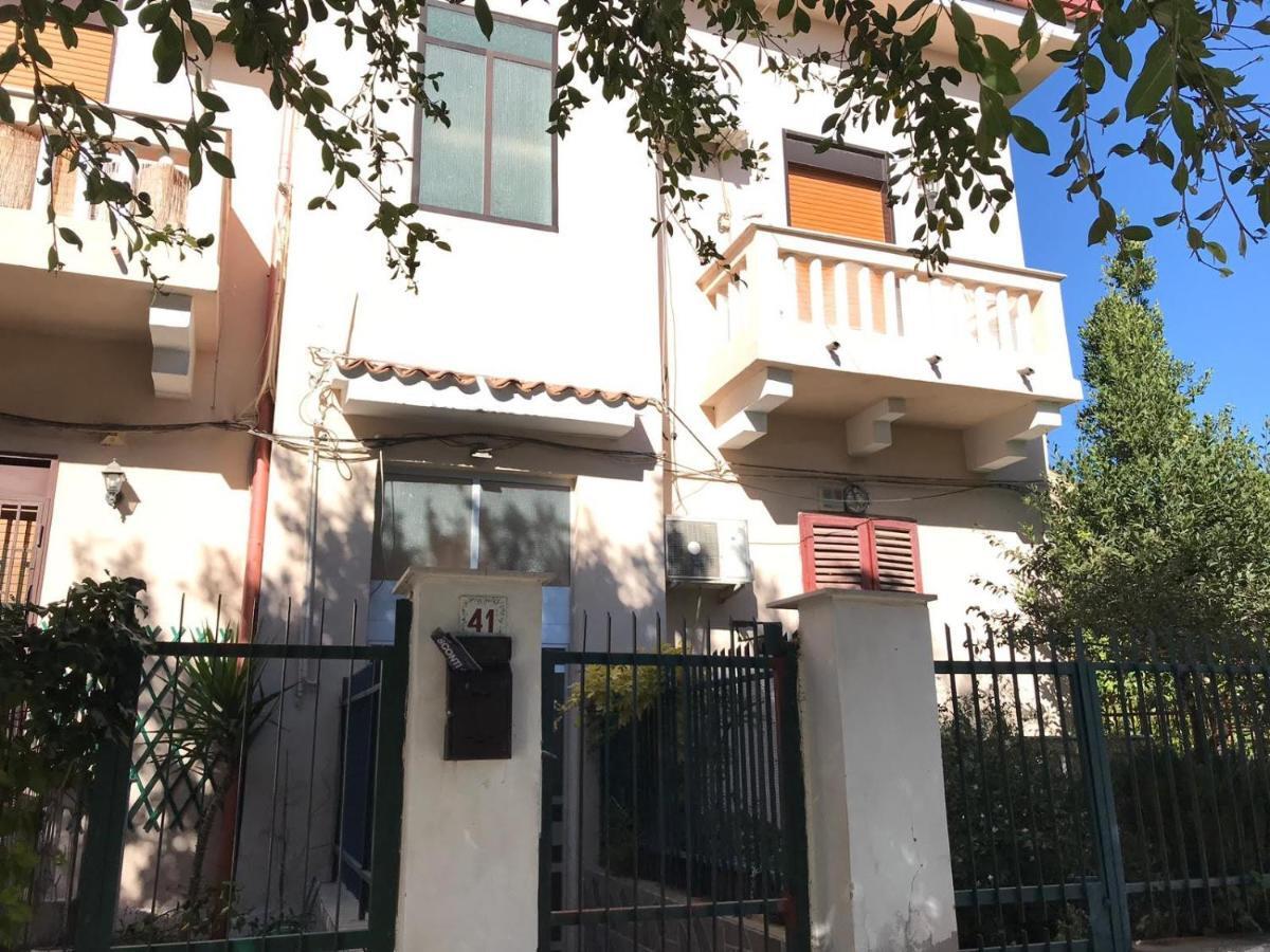 Mondello Apartment エクステリア 写真